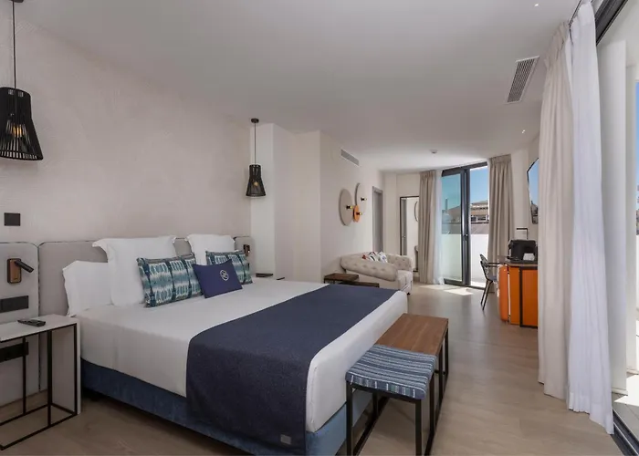 Hotel Lima - Adults Recommended